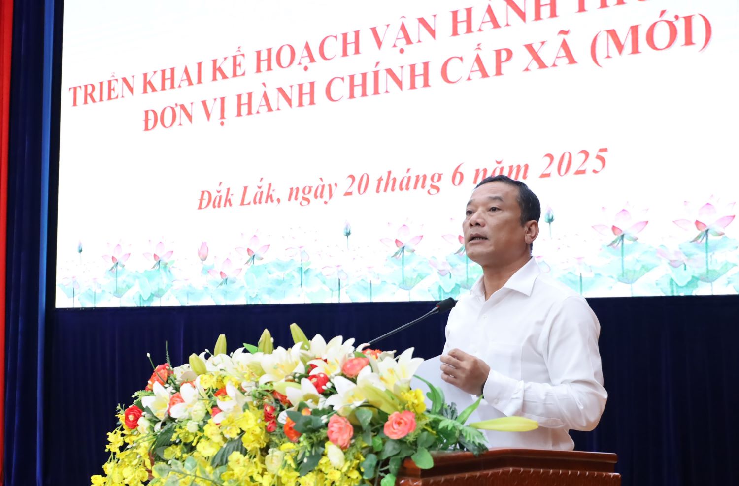 anh 5 bài 9